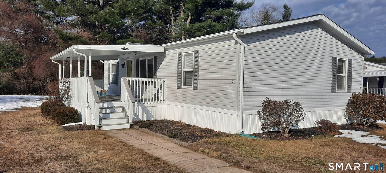17 Carolyn Lane - Photo 1
