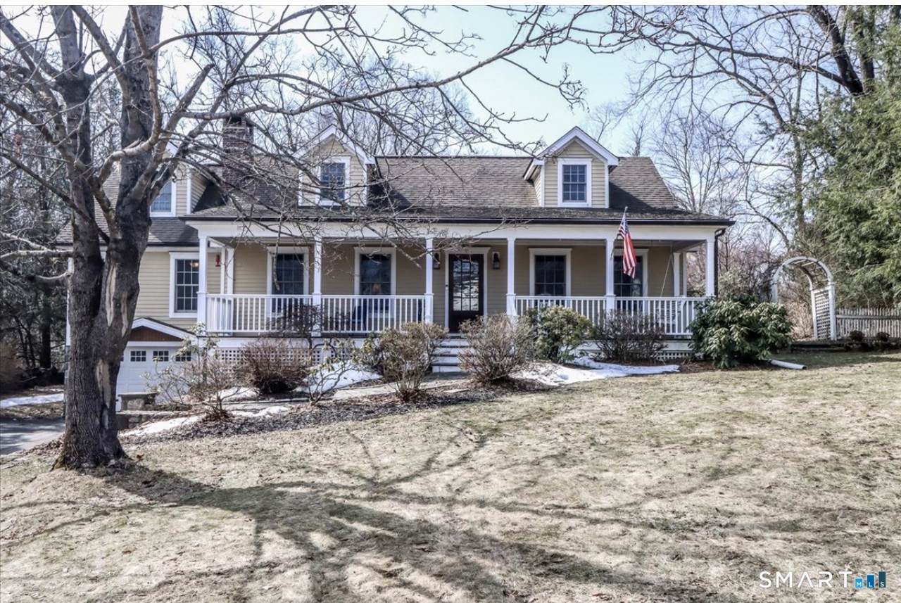 6 Belair Drive - Photo 1