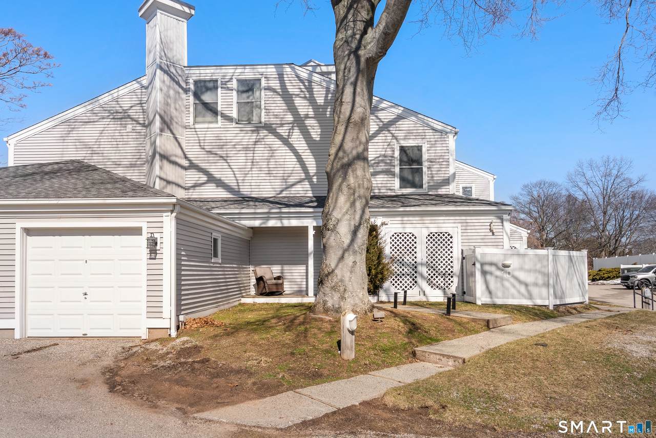 175 End Road - Photo 1