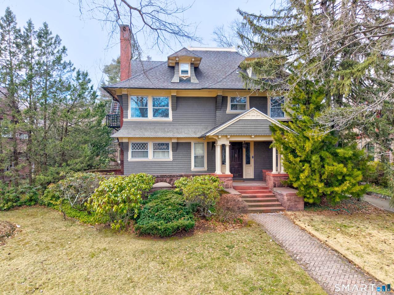 600 Whitney Avenue - Photo 1