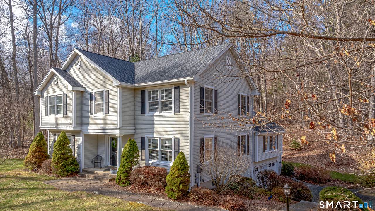 366 Charcoal Avenue - Photo 1