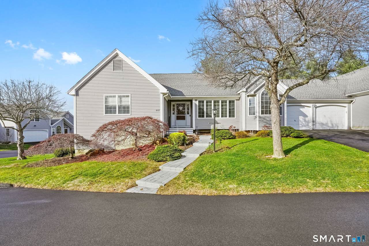 447 Fisher Court - Photo 1