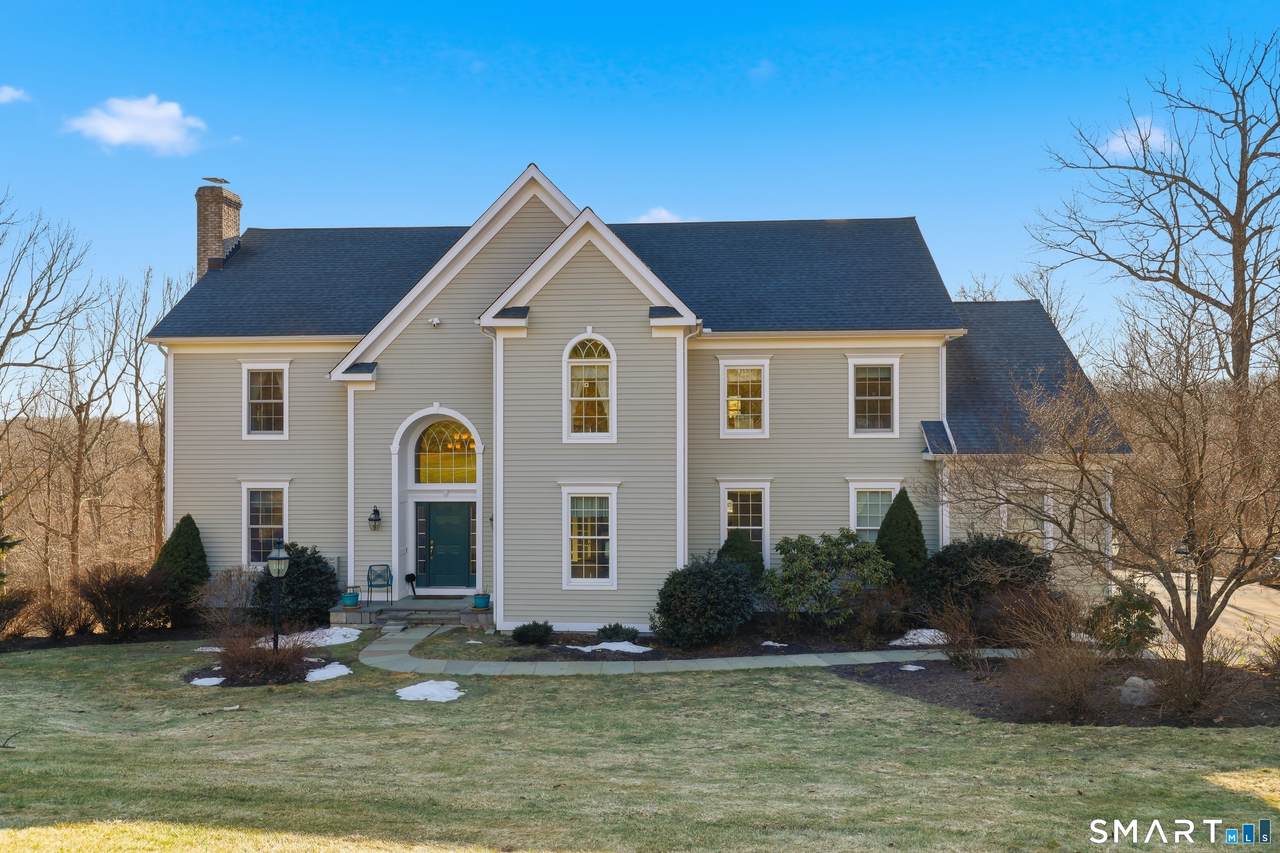 10 Briarwood Lane - Photo 1
