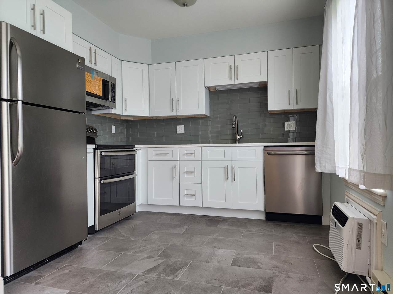 52 Glen Ridge Court - Photo 1