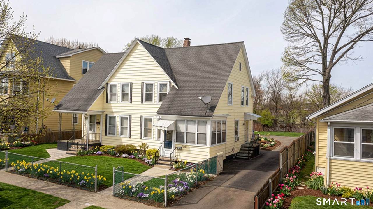 77 Atwater Street - Photo 1
