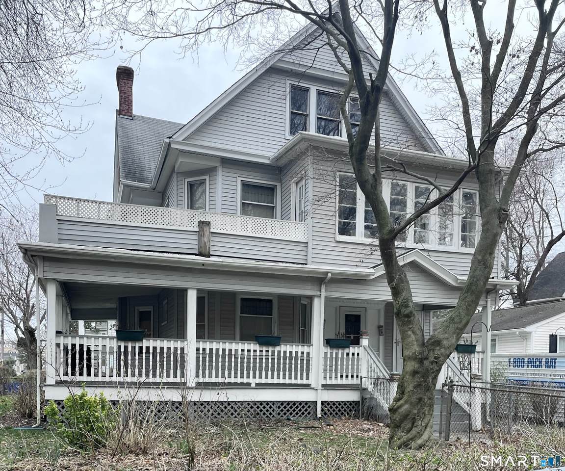 300 Vine Street - Photo 1