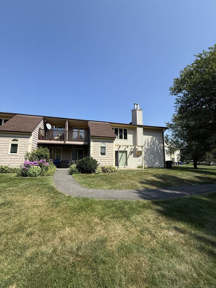25 Little Oak Lane - Photo 1
