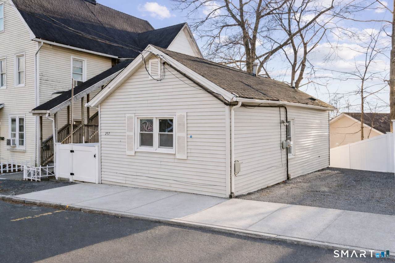 257 State Street - Photo 1
