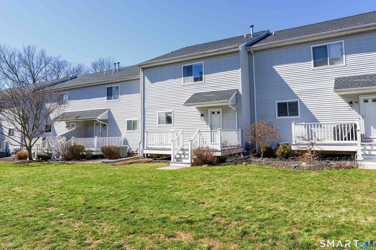 109 Staffordshire Commons Drive - Photo 1