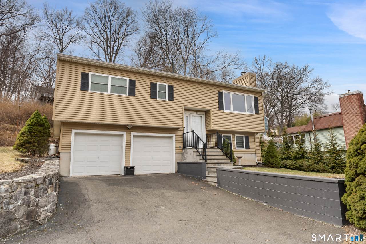 14 Valley Road - Photo 1