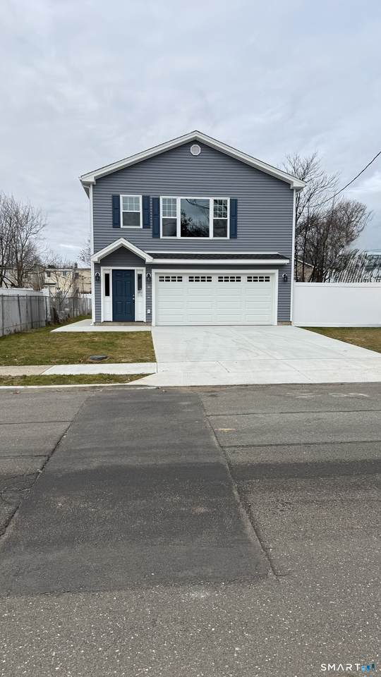 31 Hinman Street - Photo 1