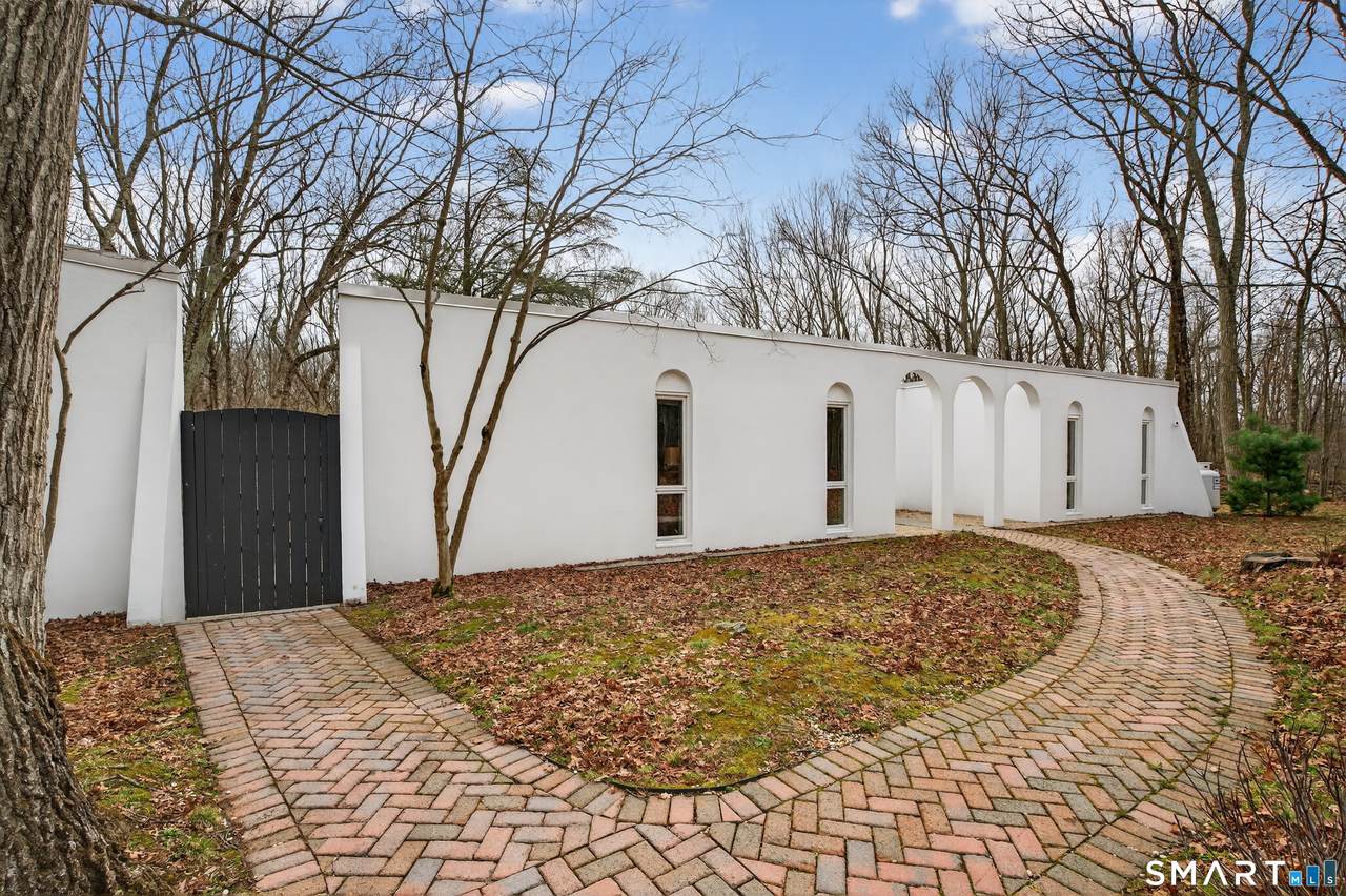 230 Six Rod Highway - Photo 1