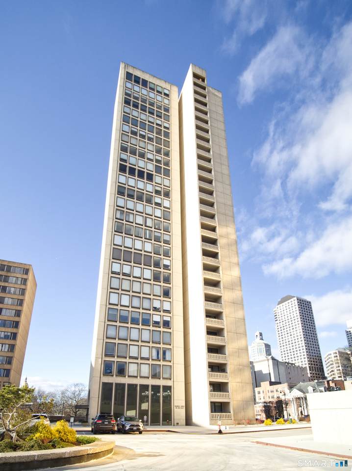 1 Gold Street - Photo 1