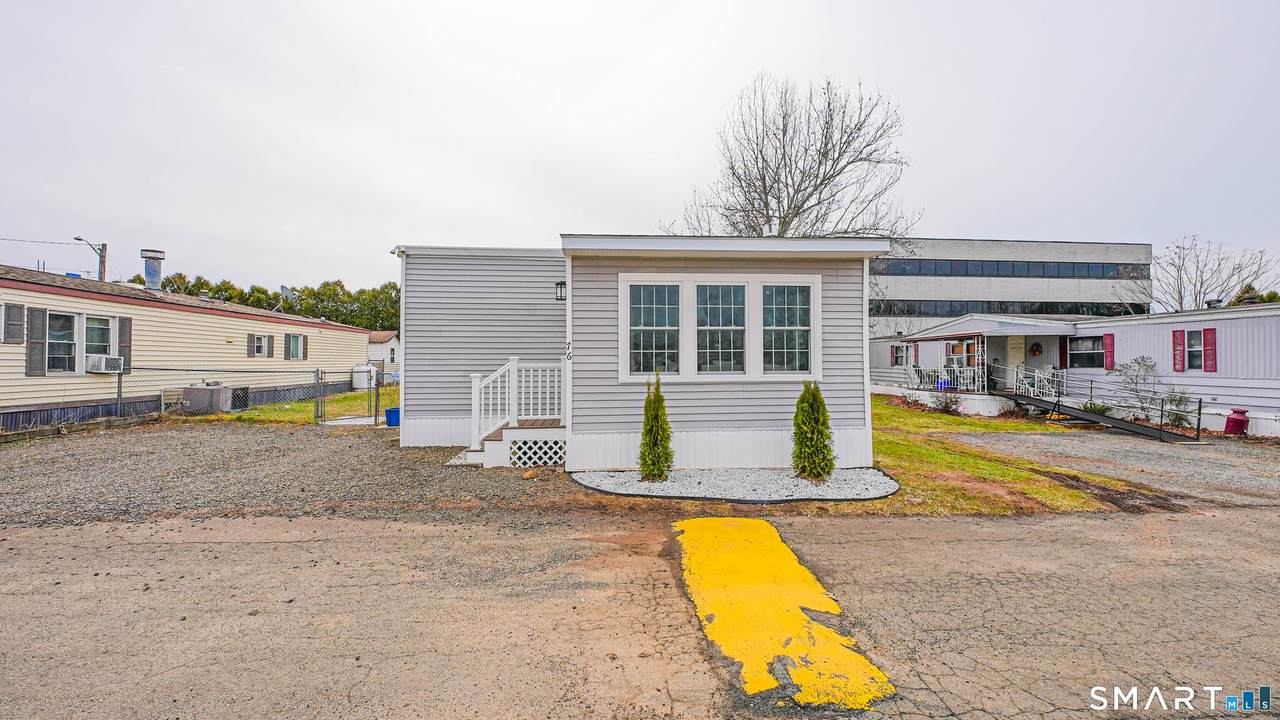 525 Main Street - Photo 1