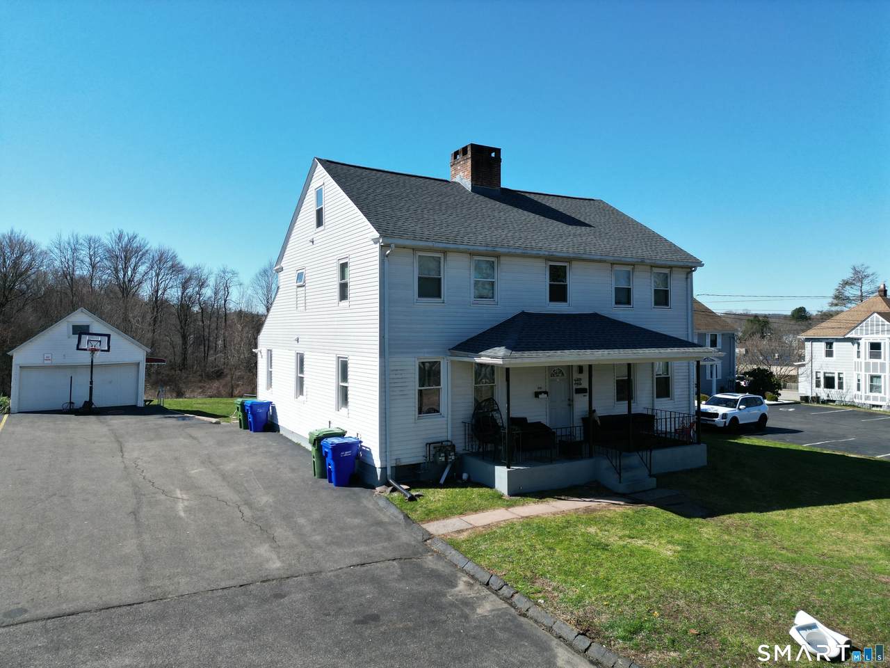 121 Saybrook Road - Photo 1