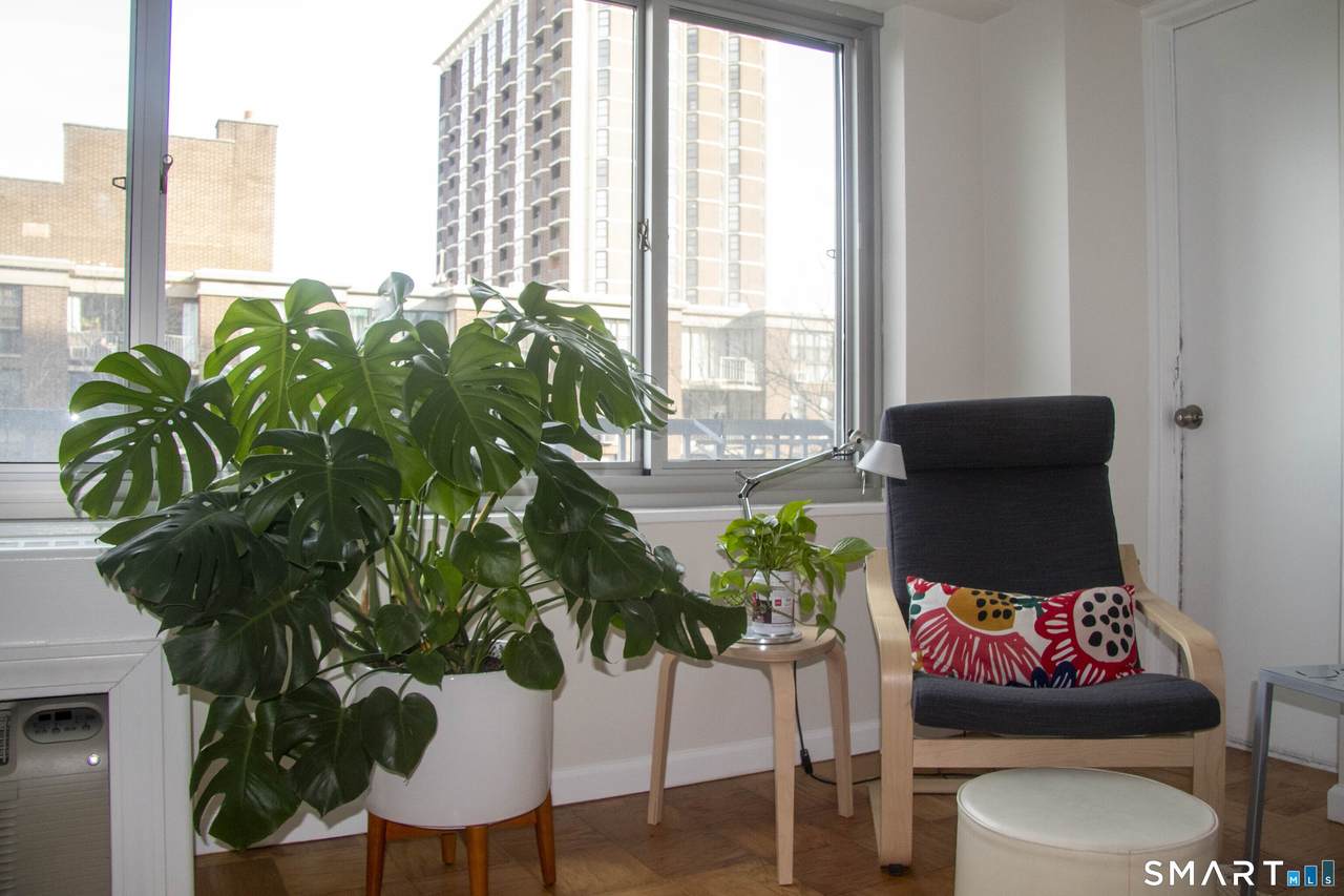100 York Street - Photo 1