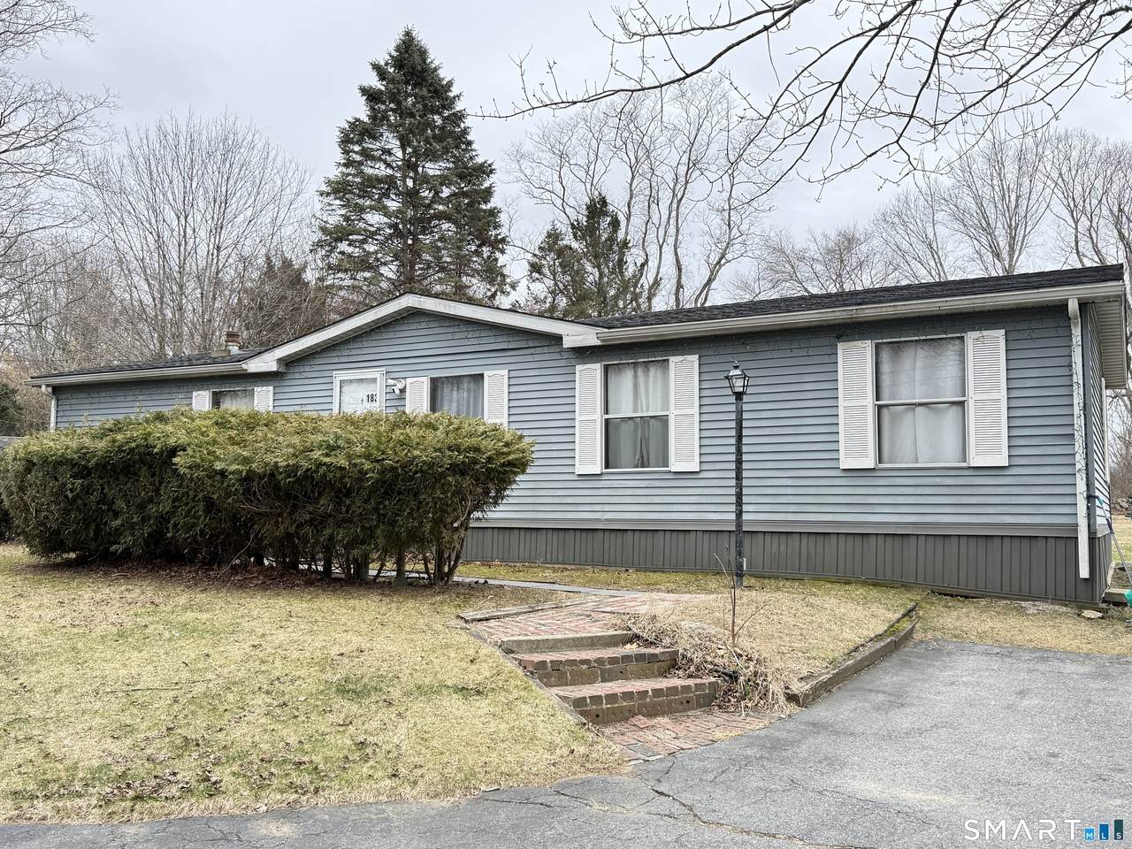 183 Whalehead Road - Photo 1