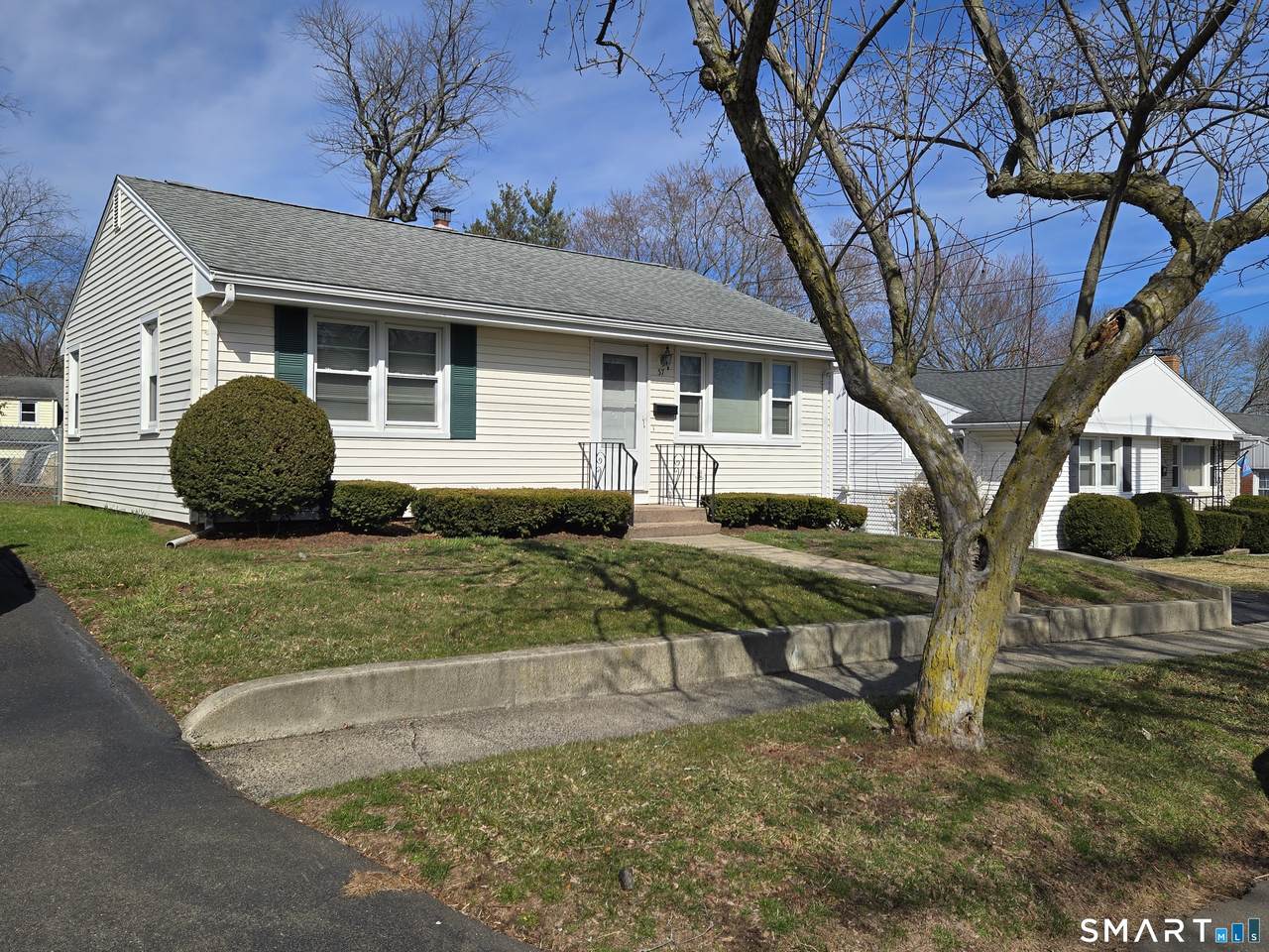 37 Gordon Street - Photo 1