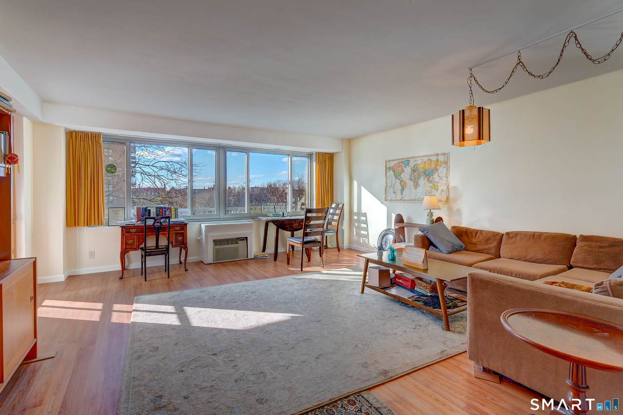 100 York Street - Photo 1
