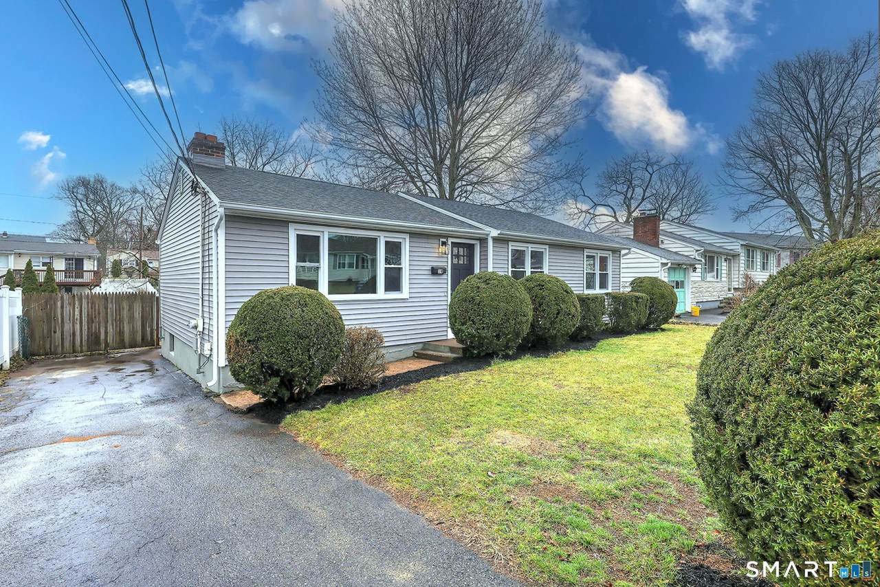 19 Harding Avenue - Photo 1