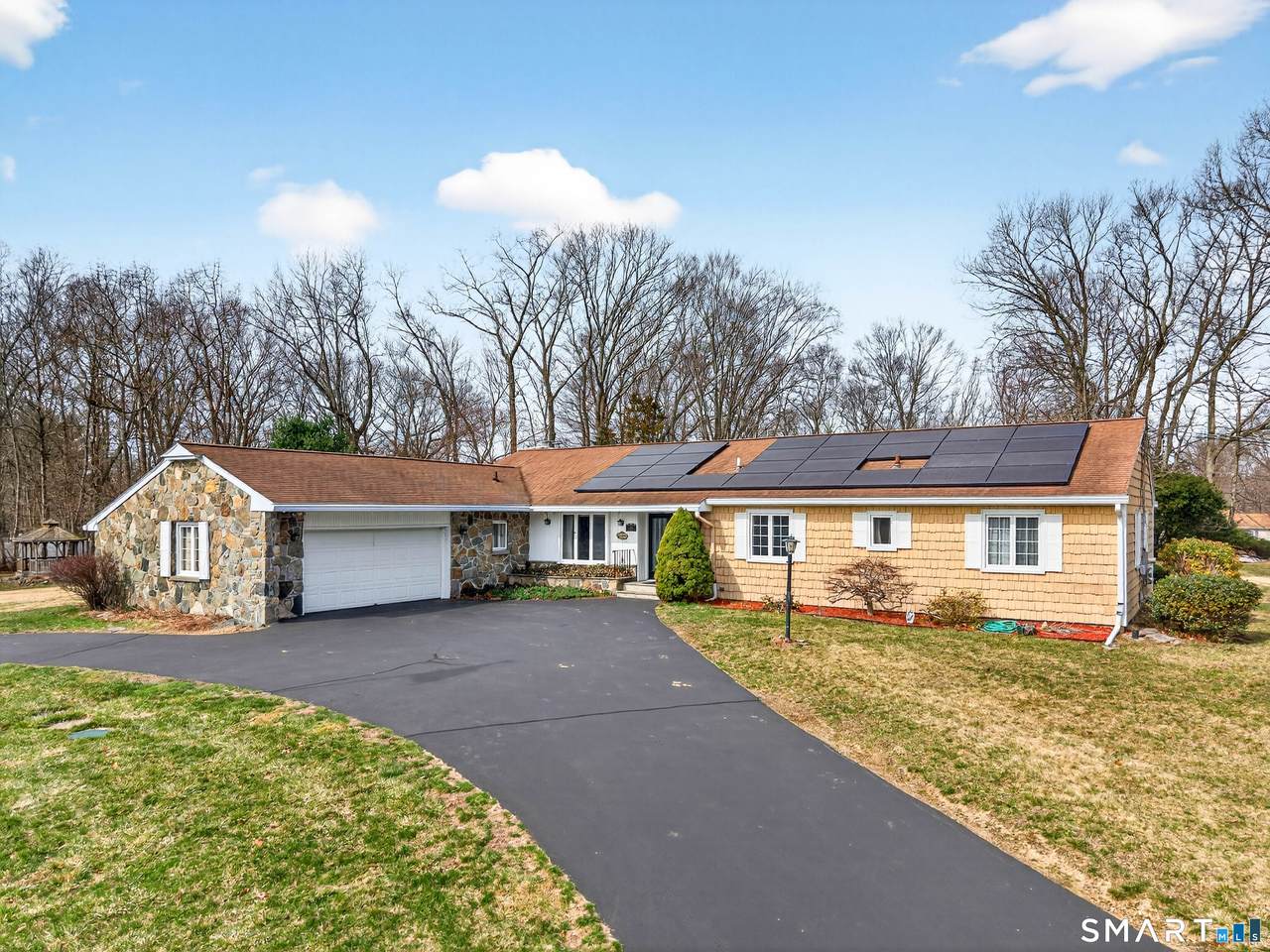 1 Tanglewood Drive - Photo 1