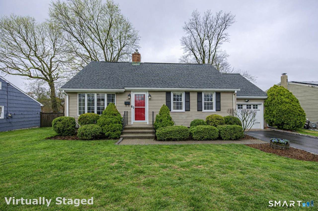 23 Sachem Street - Photo 1