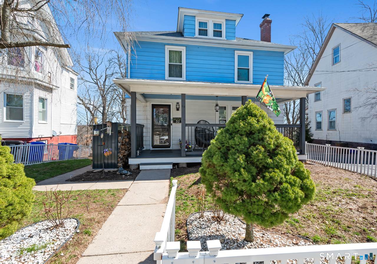32 Burr Avenue - Photo 1
