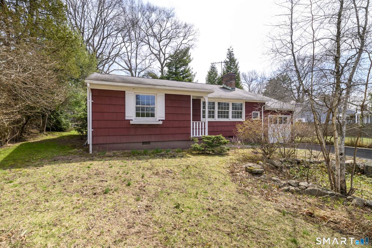 64 Alpine Street - Photo 1