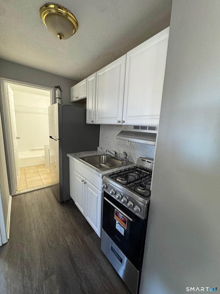 129 Black Rock Avenue - Photo 1