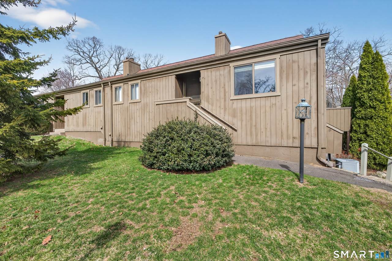 196 Apache Lane - Photo 1