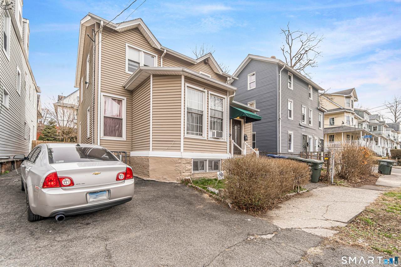 1504 Iranistan Avenue - Photo 1