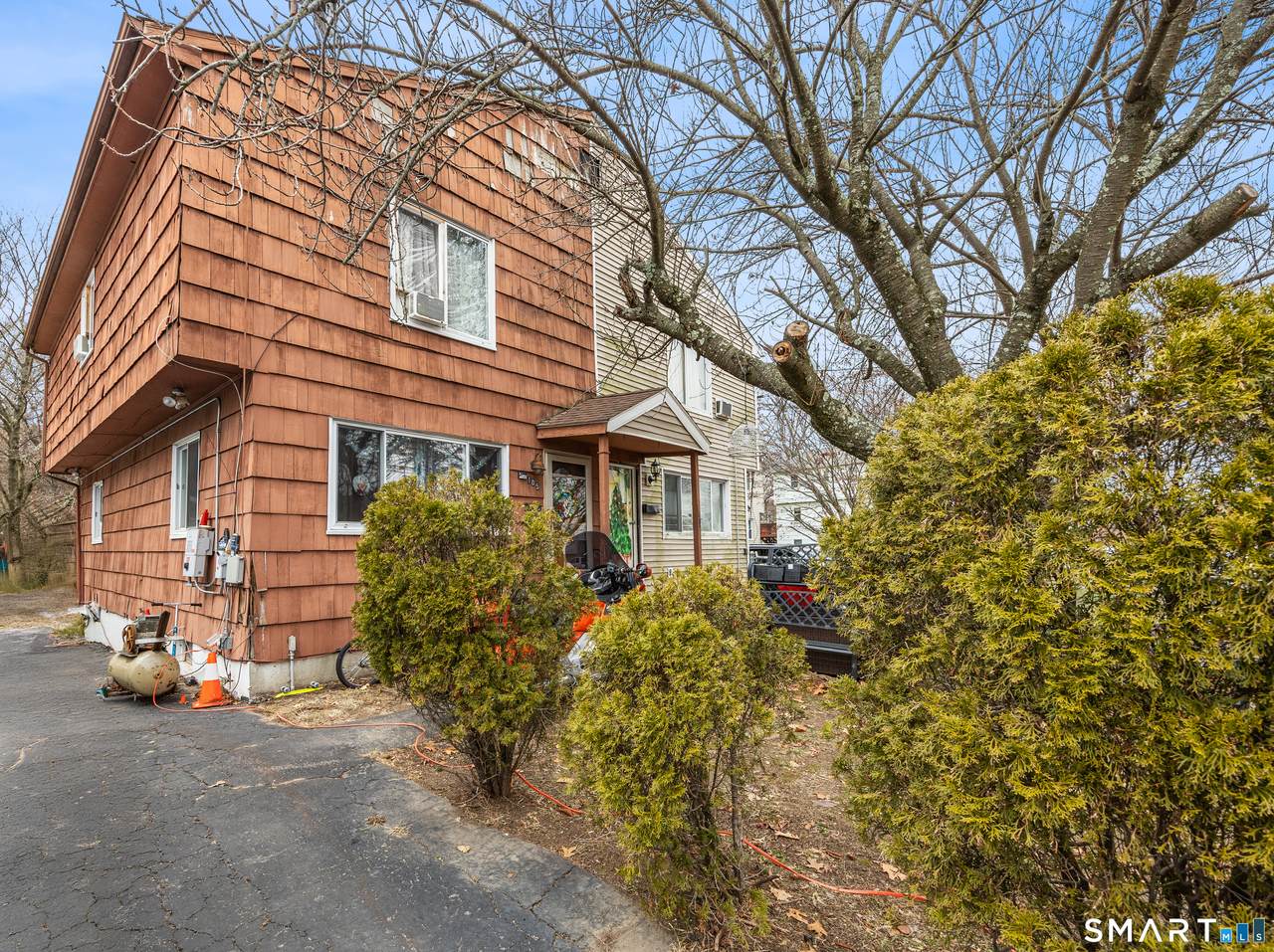 105 Pond Street - Photo 1