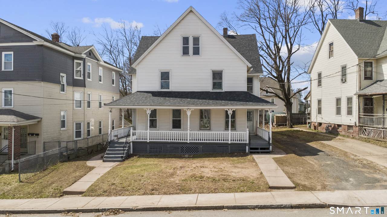 12 Newman Street - Photo 1