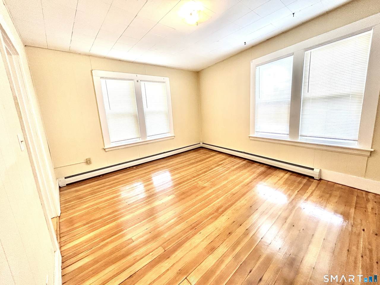 1019 Main Street - Photo 1