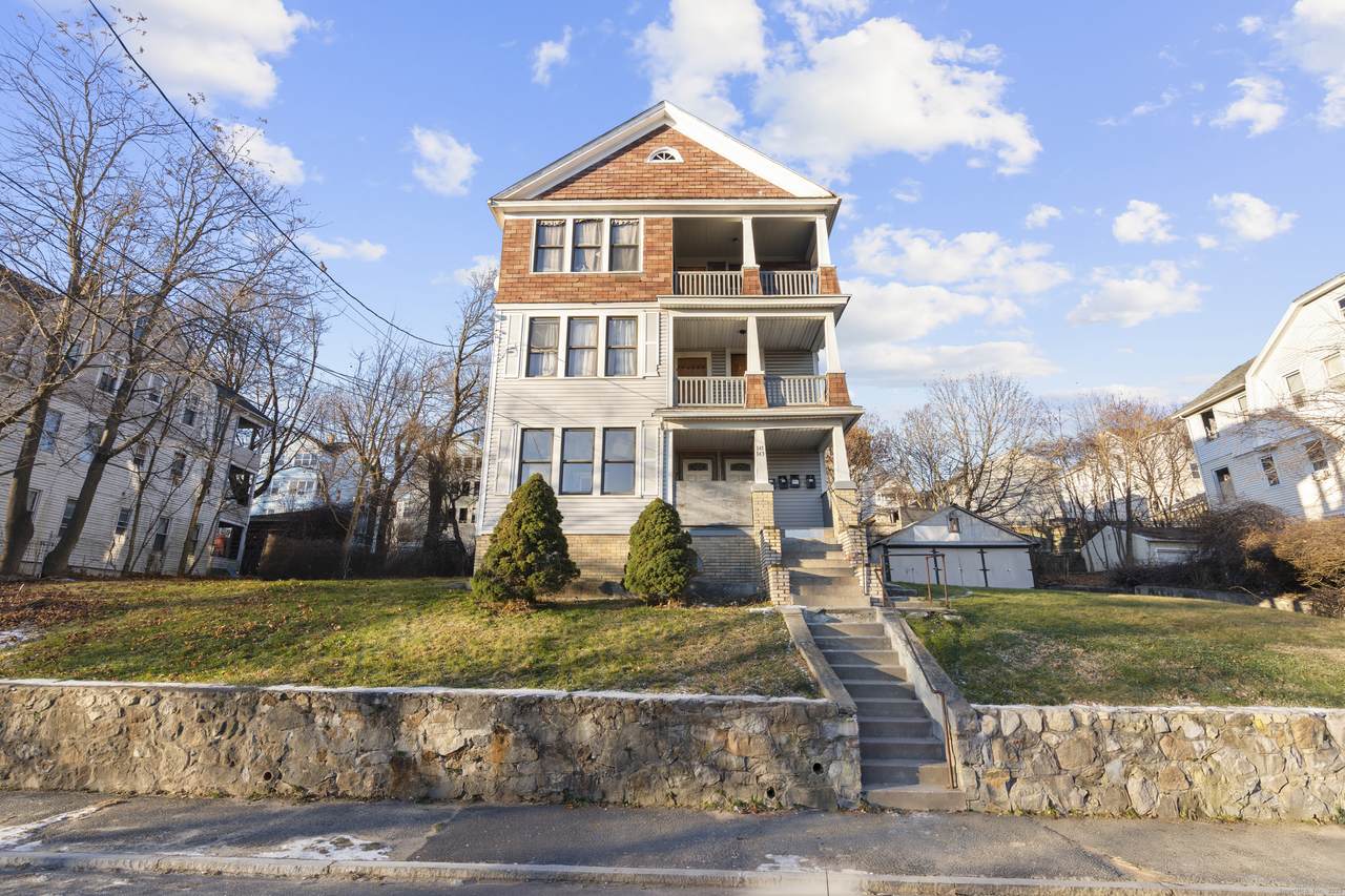 141 Draher Avenue - Photo 1
