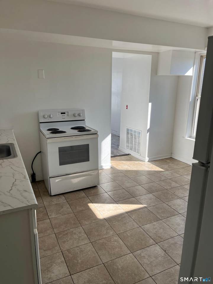 40 Jane Street - Photo 1
