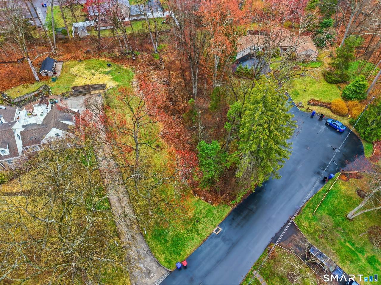 42 Deerwood Manor - Photo 1