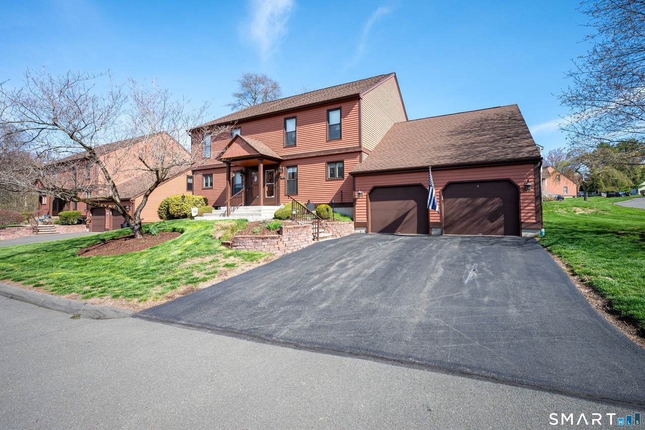 125 Colonial Hill Drive - Photo 1