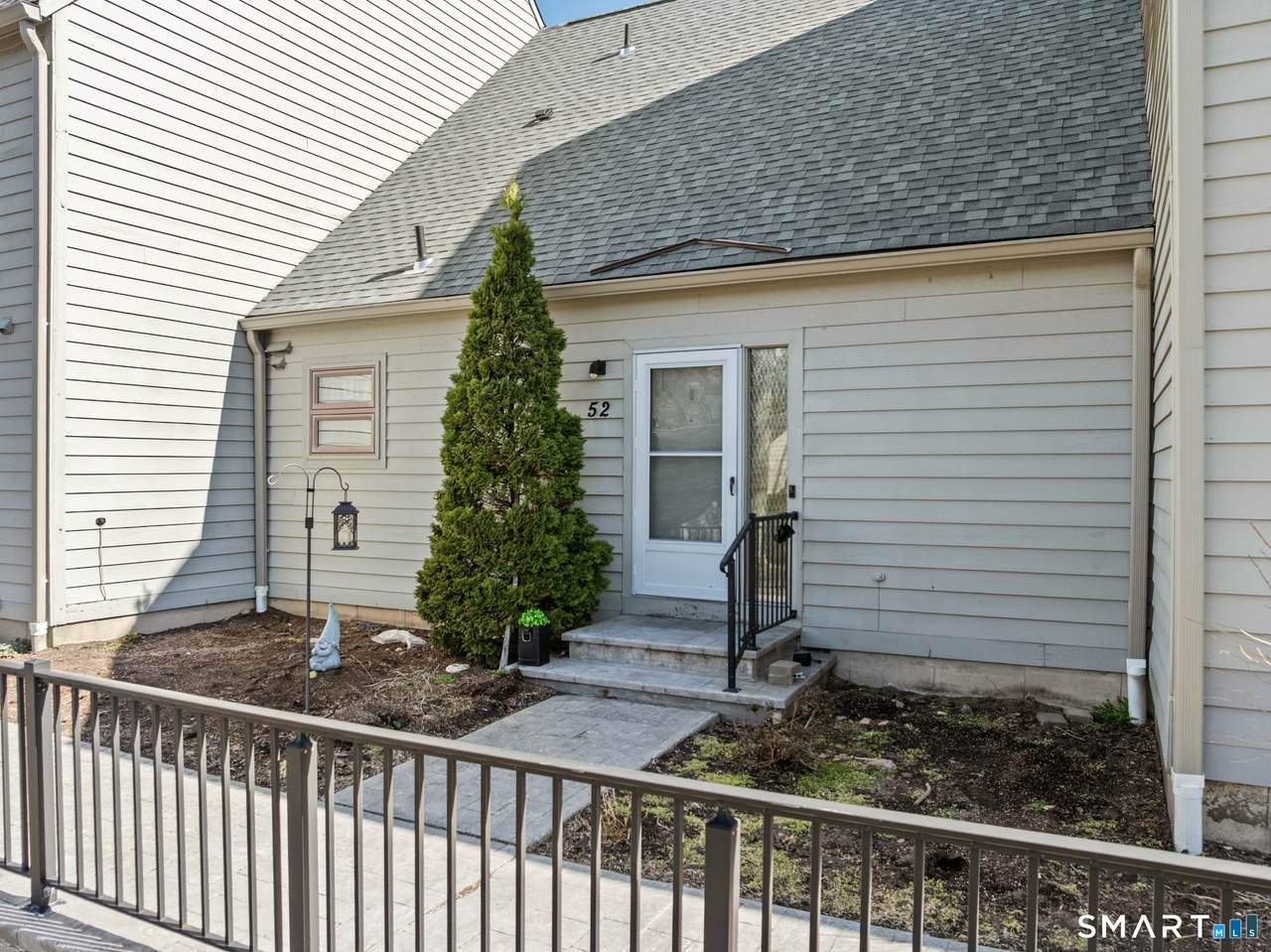 52 Hallmark Hill Drive - Photo 1