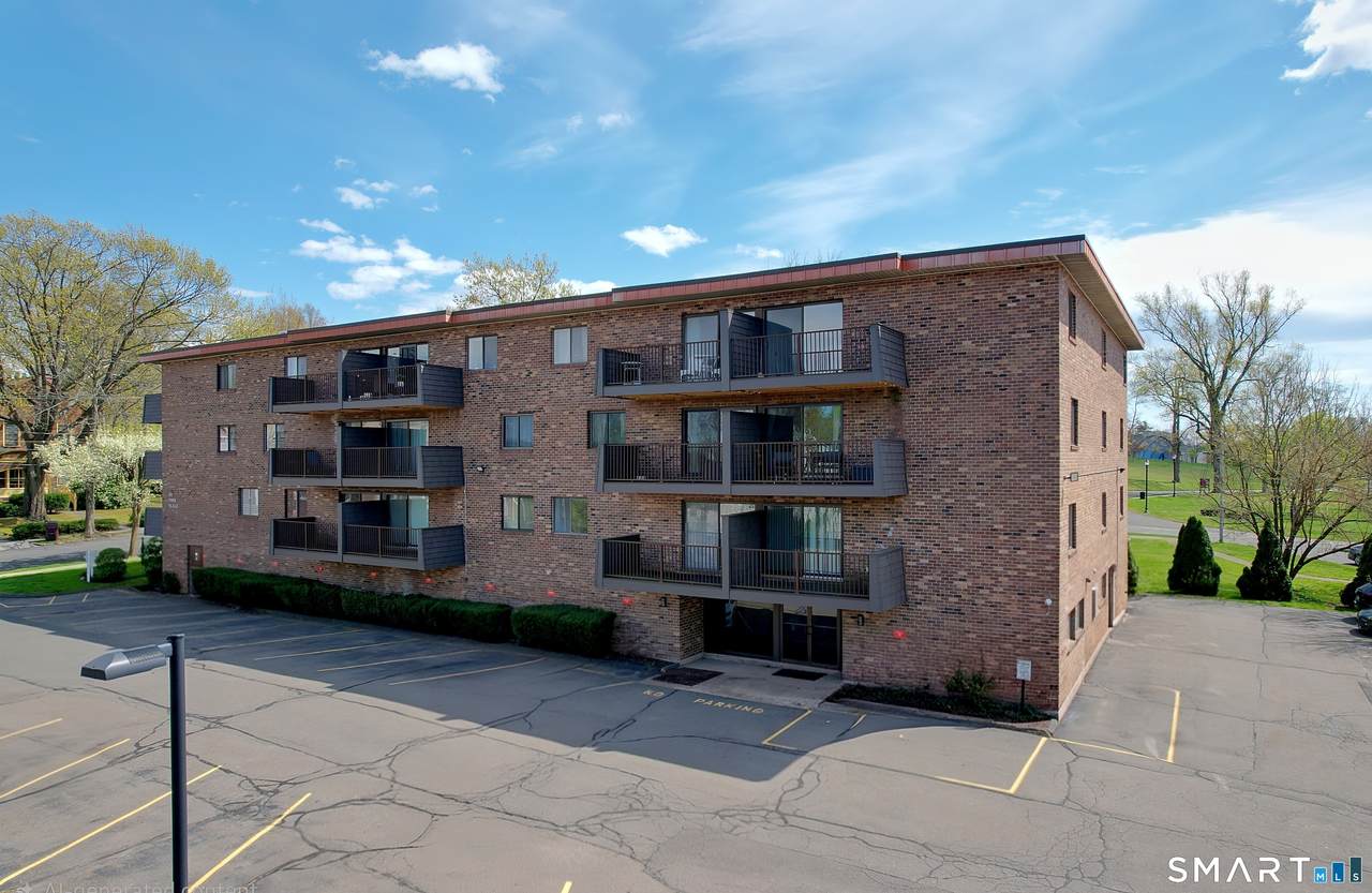 45 Park Place - Photo 1