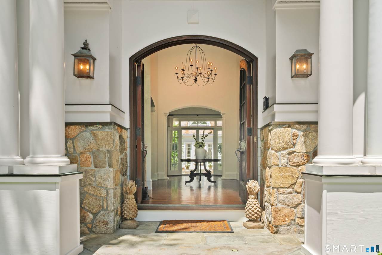 https://bt-photos.global.ssl.fastly.net/ctmls/1280_boomver_1_24165514-1.jpg