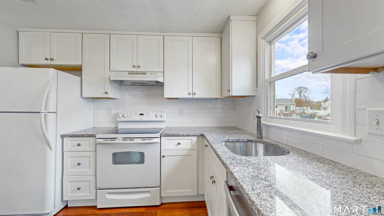 115 Carriage Path - Photo 1