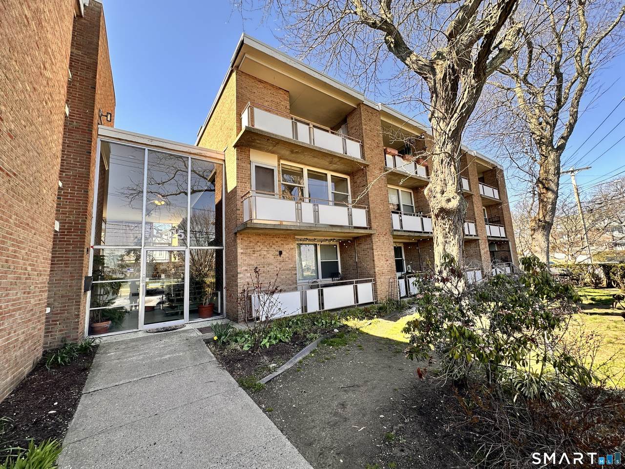 25 Ellsworth Street - Photo 1