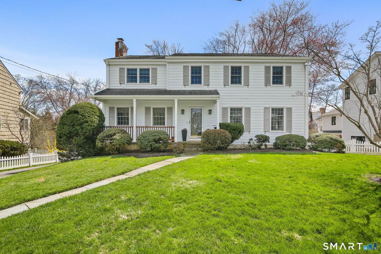 40 Fairview Avenue - Photo 1