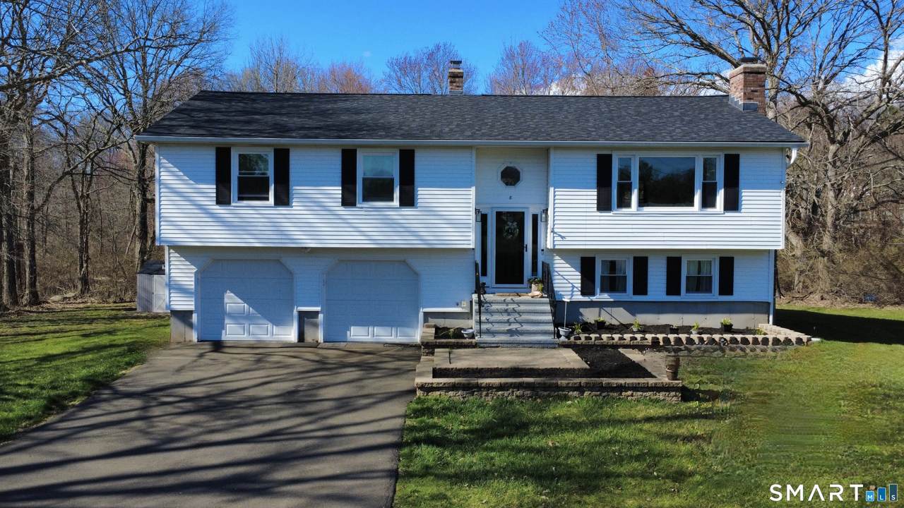 8 Cynthia Court - Photo 1