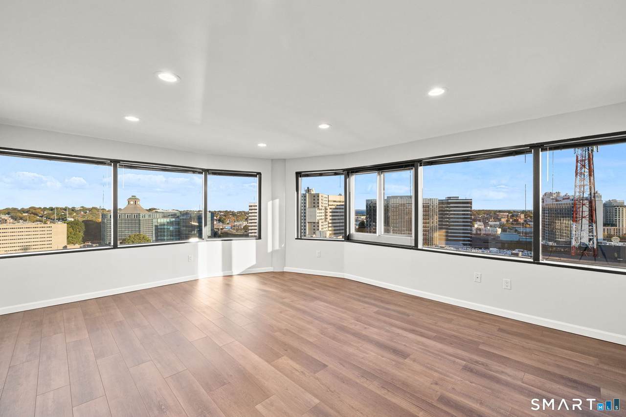 127 Greyrock Place - Photo 1