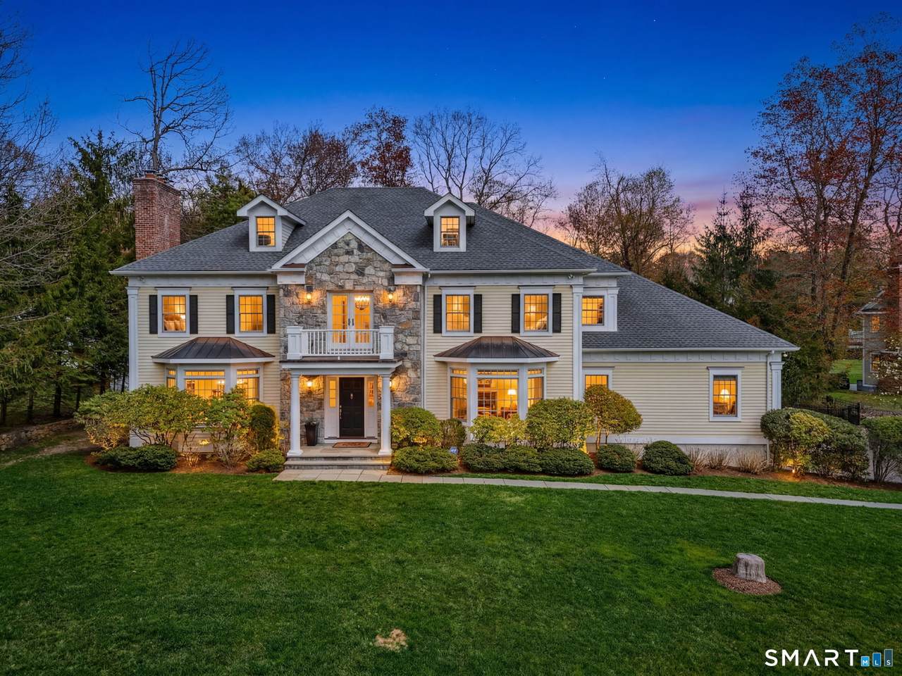 81 Pinewood Road - Photo 1