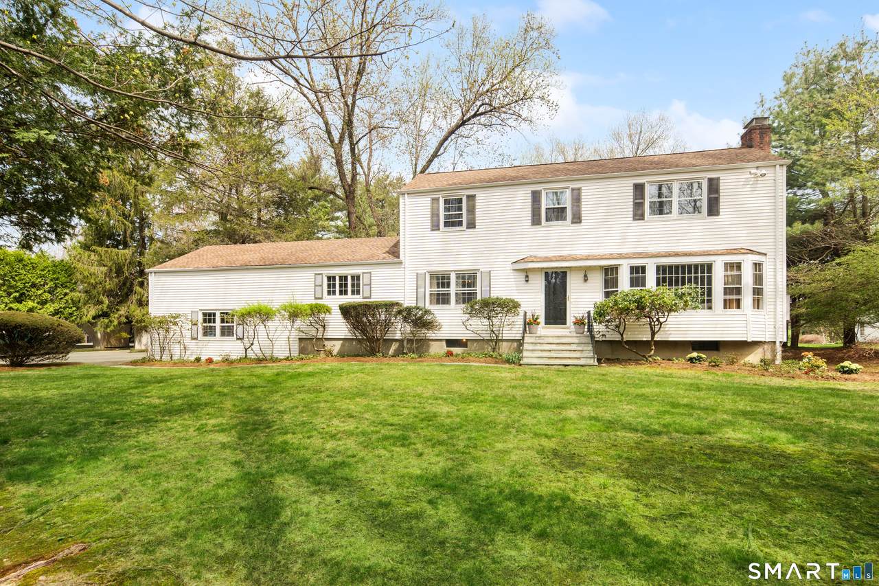 788 South Avenue - Photo 1