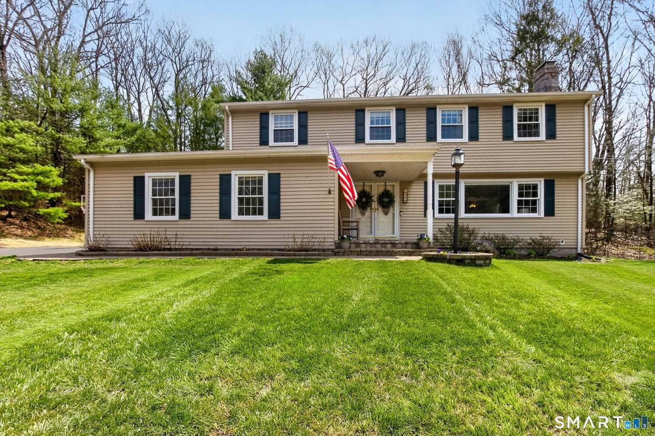 64 Pine Glen Road - Photo 1