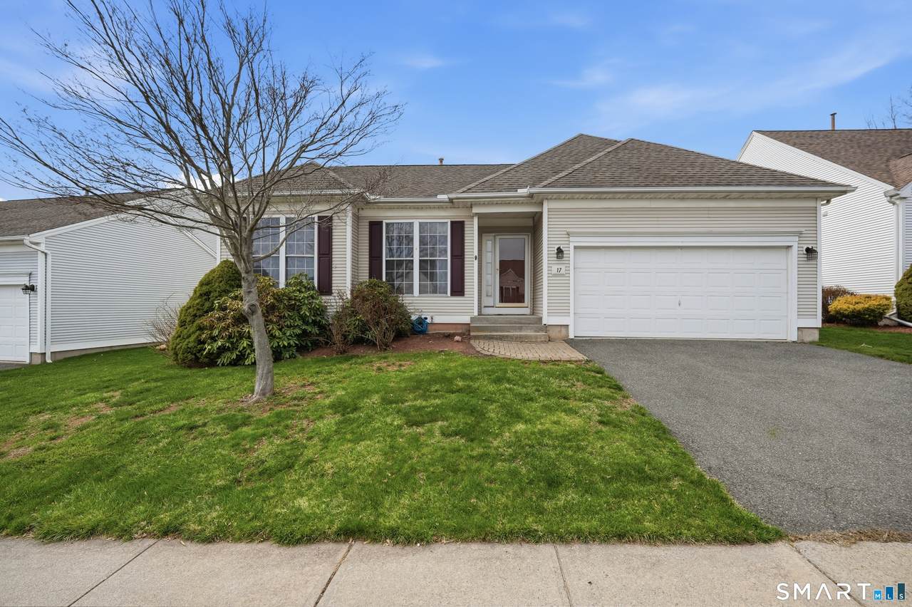 17 Heather Lane - Photo 1